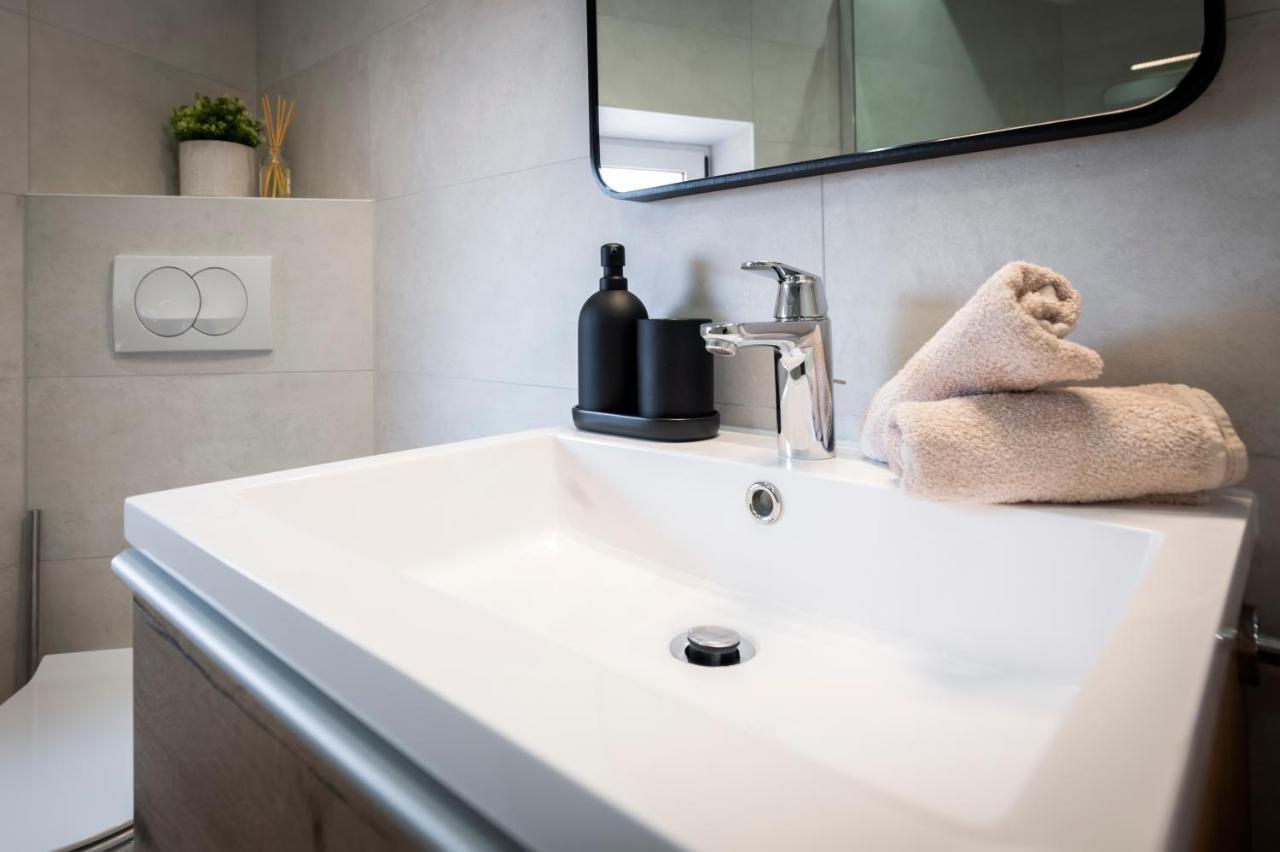Modern And Cozy Apartments Salt & Pepper In Heart Of Rovinj Extérieur photo